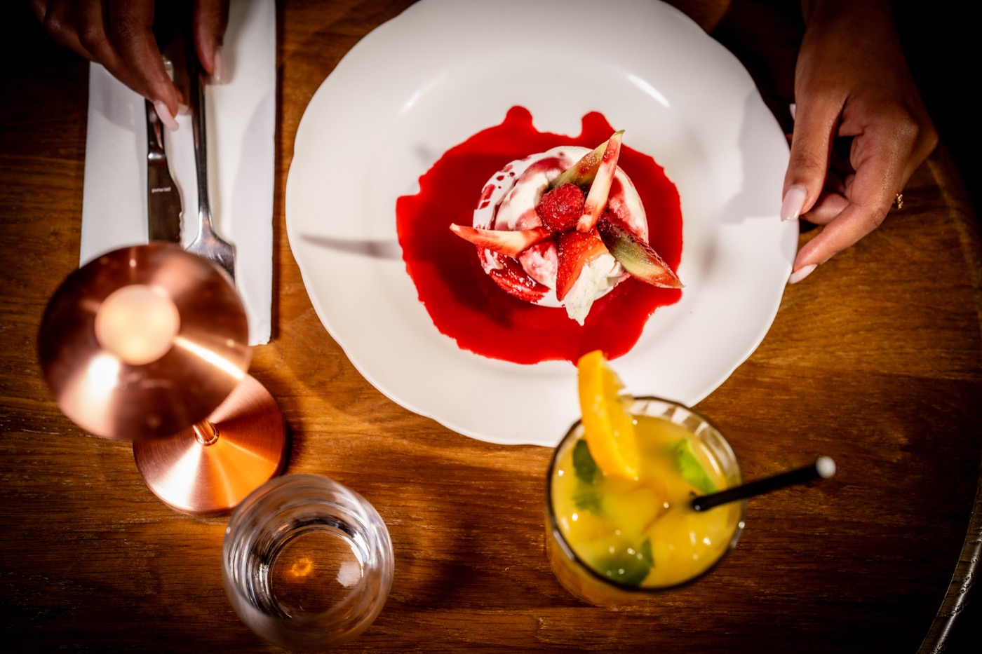 Pavlova with seasonal fruit, a dessert at Les Causeurs